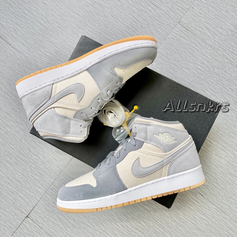 Air Jordan 1 Mid Coconut Milk Gs Gem